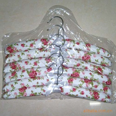 厂家直销布艺衣架 品质与实惠的完美结合